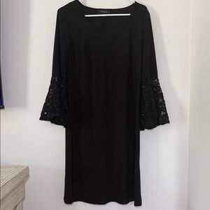 R&M Richards women’s black scoop neck lace bell sleeves knee length‎ Size 12